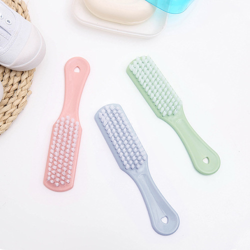 Plain plastic small brush, decontamination laundry brush, shoe cleaning brush, long-handled soft-bristled hanging clothes brush and shoe brush