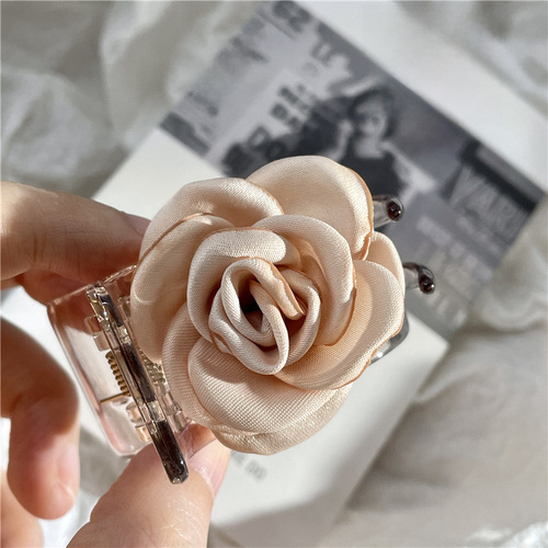Romantic French satin flower claw clip cream tea camellia hair clip gentle hair claw new Chinese style hair accessories for women