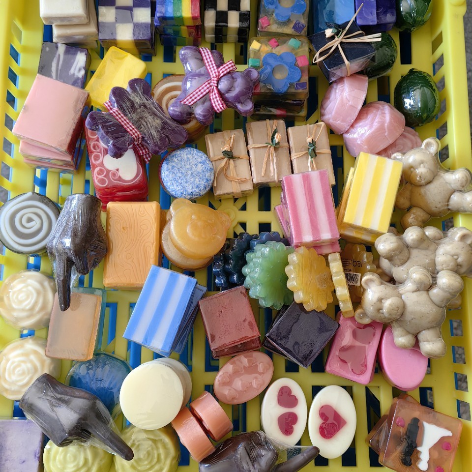 福利款内外贸库存余货手工香皂，旅游区摆摊，不挑不检通用洁面皂