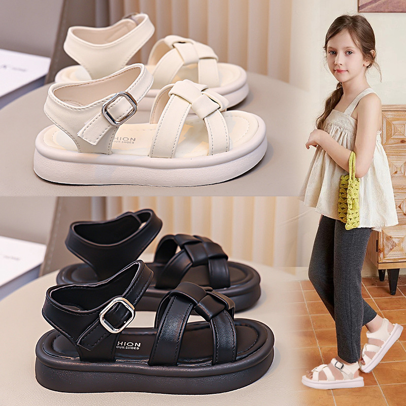 Zapatos de playa suaves para niñas 2026 verano nuevo estilo de moda infantil universal zapatos princesa huecos de dedos abiertos zapatos de moda romana