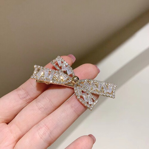South Korea's Dongdaemun original micro-inlaid zircon bow hairpin exquisite diamond-encrusted lady's cute hairpin duckbill clip