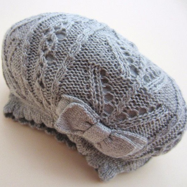 Children's demi-season knitted hat