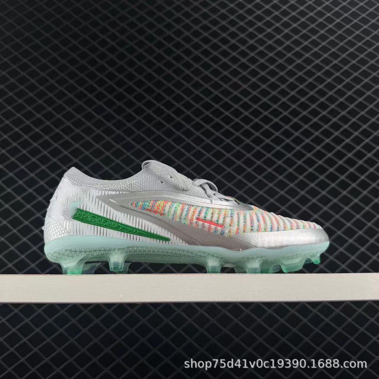 Putian comercio exterior Total 90 zapatos de fútbol cómodos y versátiles antideslizantes zapatos deportivos resistentes al desgaste zapatos de entrenamiento de moda para hombres y mujeres