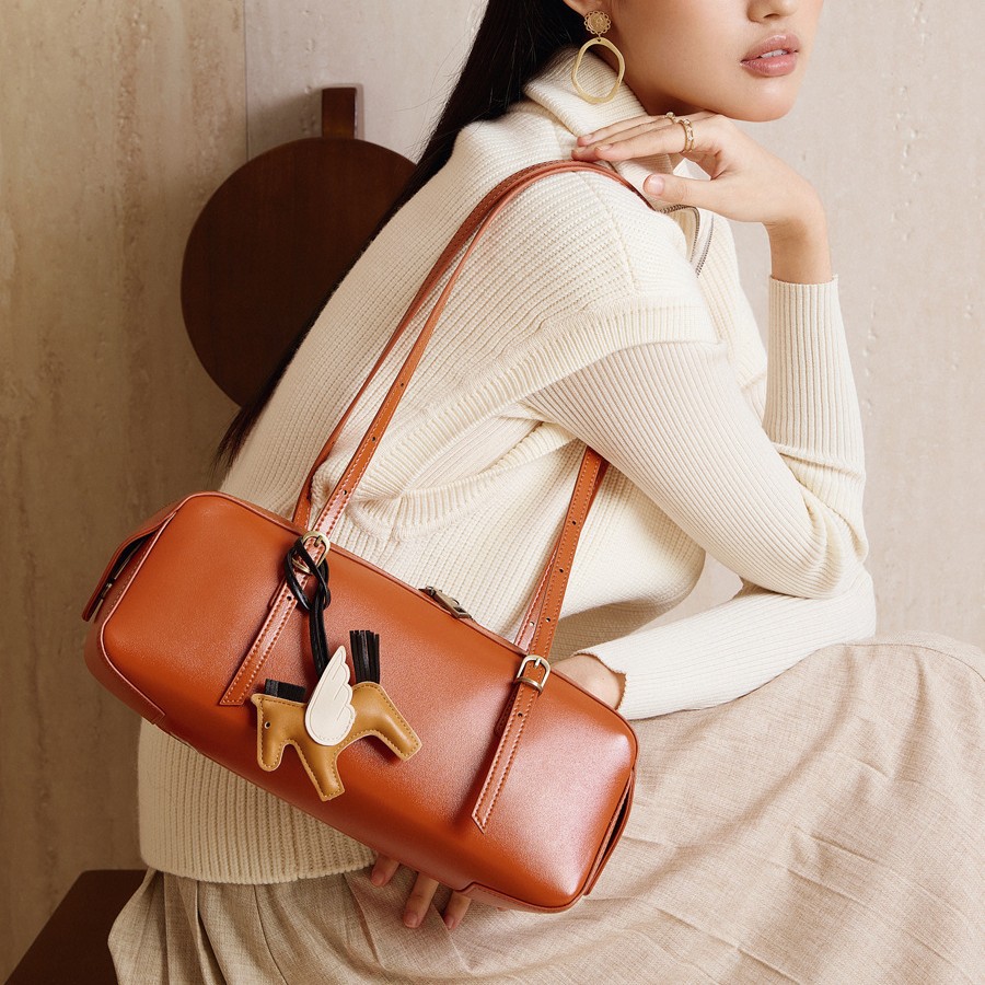 Genuine Leather Underarm Bag Vintage Bowling Bag For Women Versatile Niche Vegetable-Tanned Top Grain Cowhide Handbag