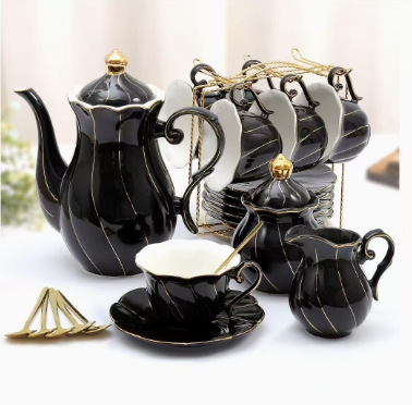 Nórdico de oro ligero lujoso Feng Shui conjunto de tazas de cerámica hervidor de agua set de regalos con bandeja transfronteriza