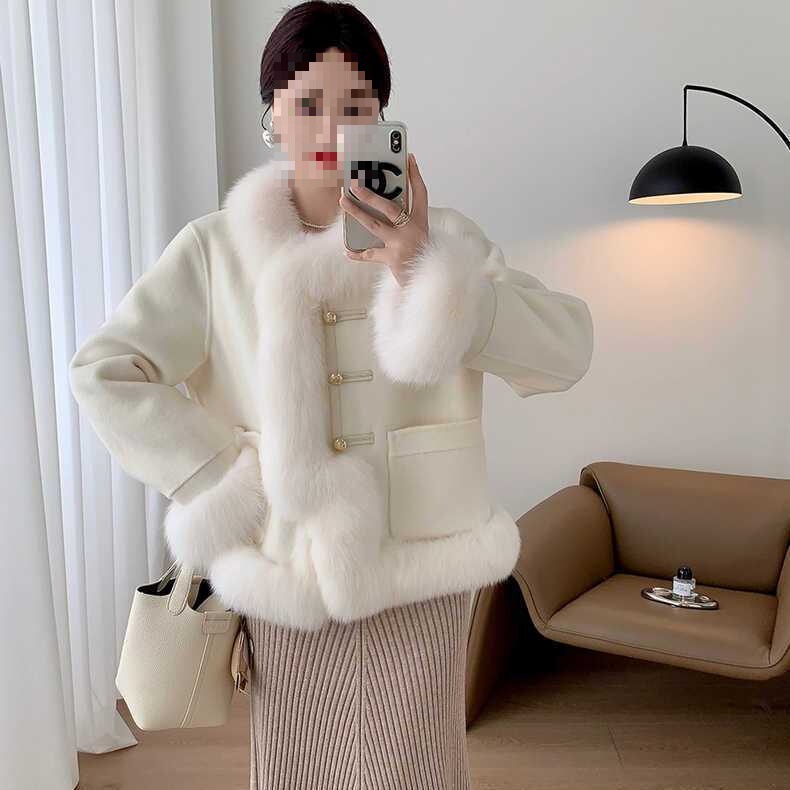Autumn and Winter New Style Small Fragrant down Jacket White Duck down Lining Imitation Fur Fox Fur