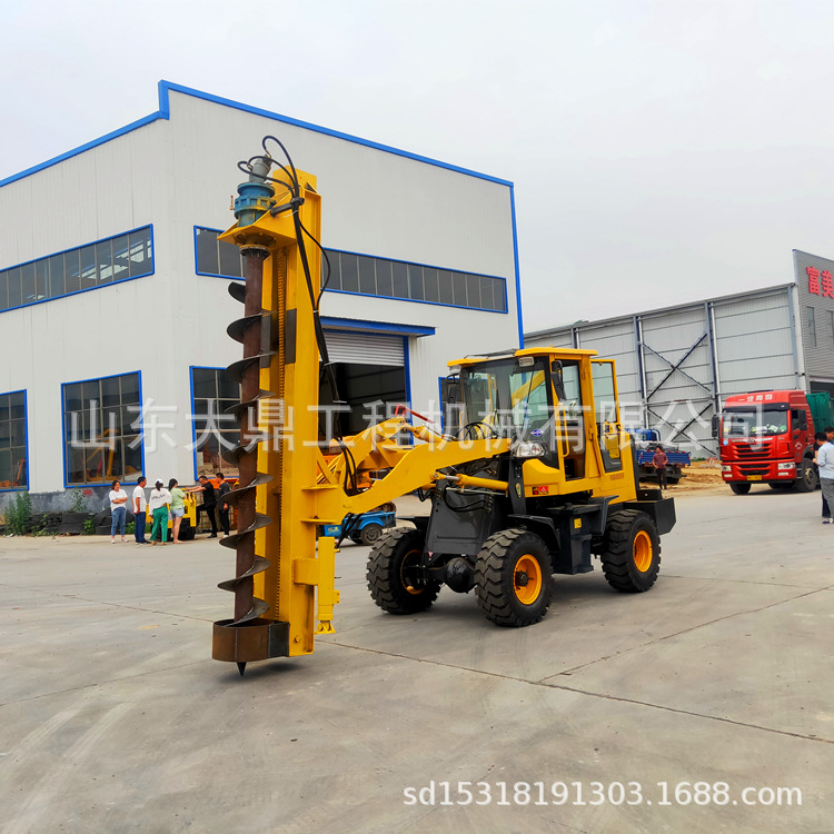 闲置铲车改装打桩机 电线杆打洞机价格 可钻冻土层 铲车式打桩机
