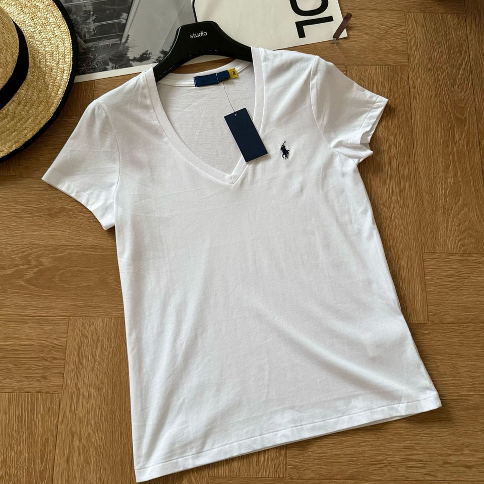 Áo thun nữ cotton tay ngắn cổ chữ V vai đứng thêu logo ngựa nhỏ, form rộng tôn dáng — Màu hồng, Màu trắng, Màu yến mạch, Xanh lá cây chi tiết 9