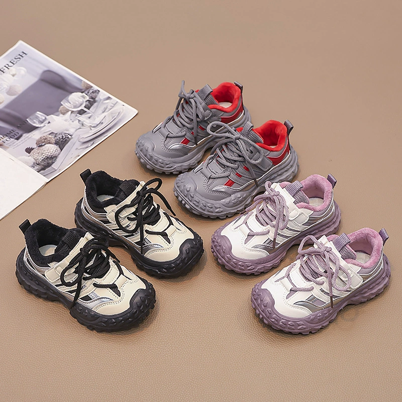Стильные спортивные кроссовки для детей старшего возраста, весна 2025 года, утолщенные кроссовки для мальчиков с флисовой подкладкой, повседневная обувь для девочек с рисунком в виде шин.