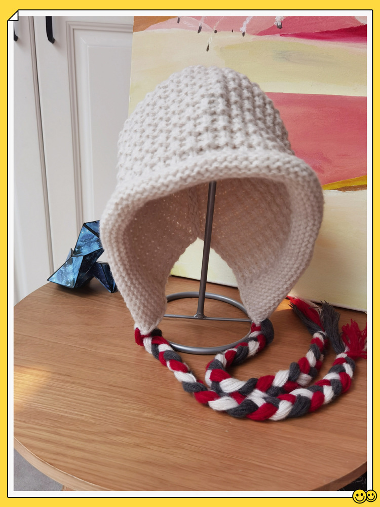 Tricoté pour femme en automne hiver, avec un petit visage, un style ethnique, un bonnet en tricot chaud et un chapeau Lei Feng_voghion.com