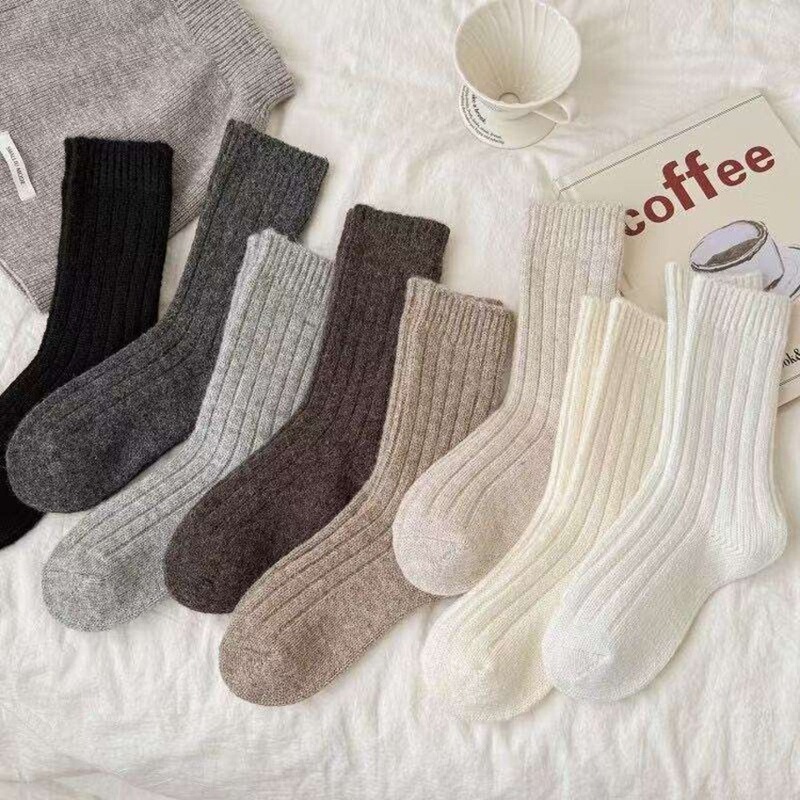 Winter Warm Wool Socks, Thick Ribbed Knit Mid-Calf Socks, Comfortable and Soft Wool Blend, Cold Weather Protection