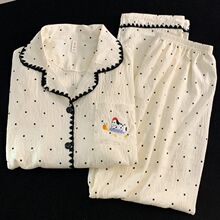 �S�ҬF؛��a˯��Ů���＾��ͨ���cС���̽��ɐۼҾӷ����b���⴩