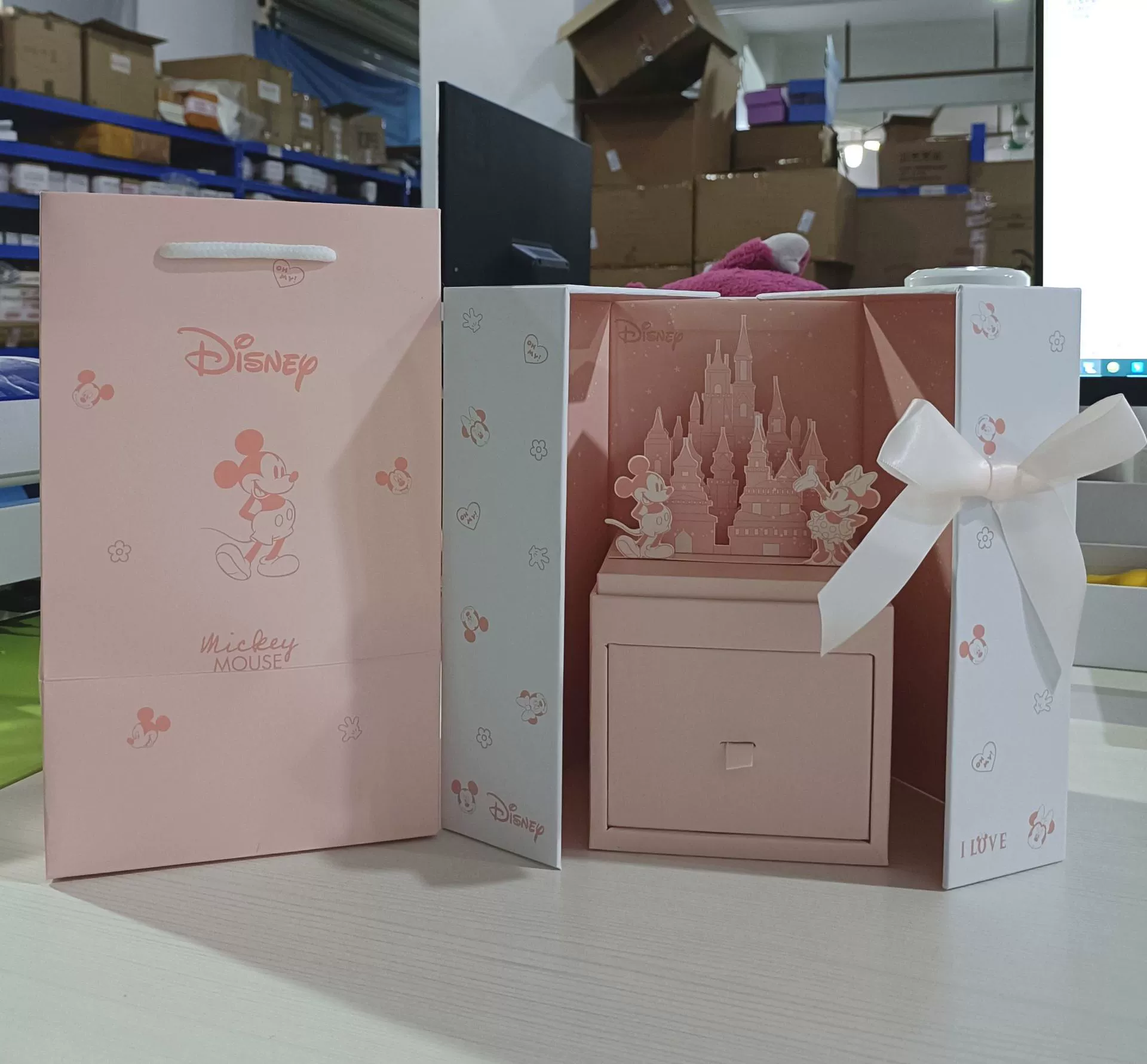 Gift Watch & Jewelry Set (Disney) in Castle Gift Box — Minnie Design, Watch + Necklace