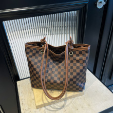 �¿�W���͹Ÿ�y���������e�r�����μ�б�����ذ�������Ů����