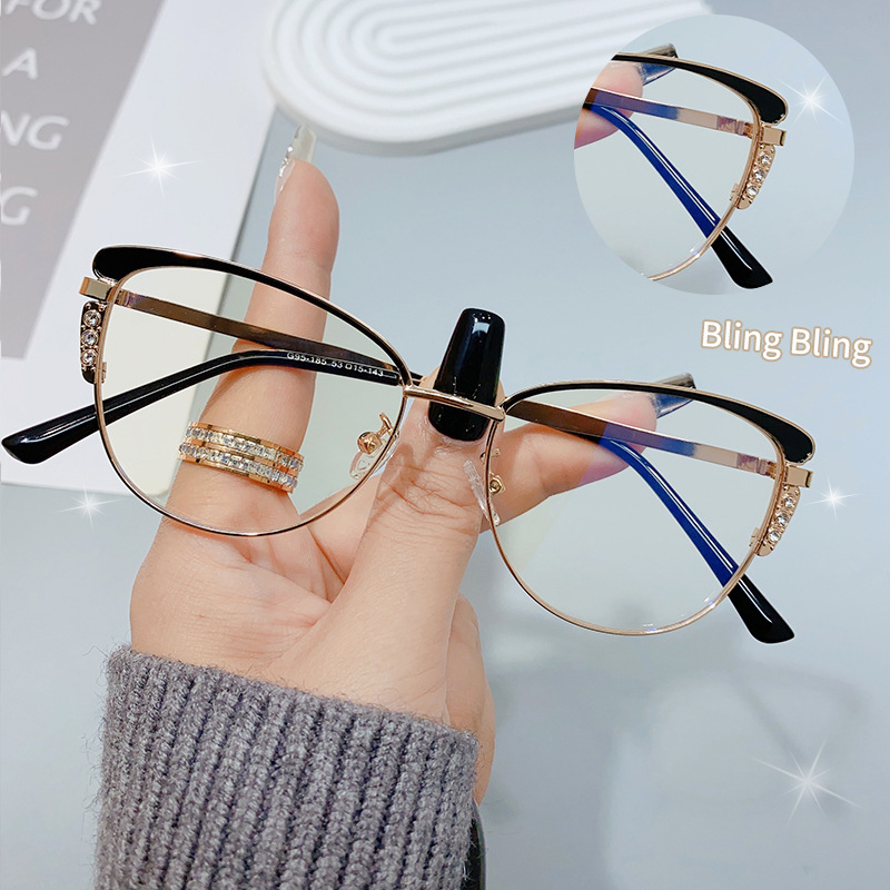 2023 Autumn New retro eyebrow two-color point diamond cross-border metal anti-blue light glasses men and women cat eye plain glasses