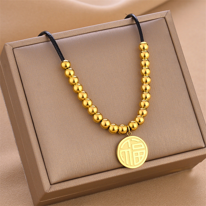 Collar de acero de titanio nuevo transfronterizo, joyería femenina, personalidad de moda, venta caliente simple, joyería de cadena de clavícula femenina, collar creativo image 171