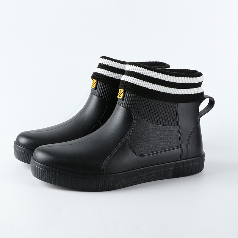 2024 nuevas Botas de lluvia zapatos de goma para hombres Botas de lluvia a media pantorrilla Cocina para llevar zapatos de agua de moda Zapatos de pesca para hombres zapatos de trabajo moda