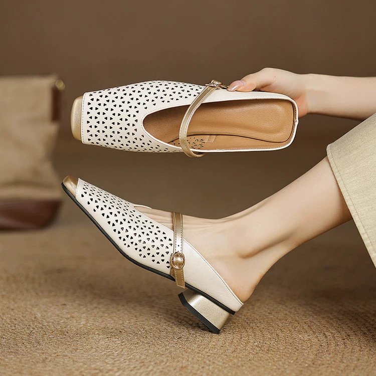 Летние босоножки 2025 года, французский простой крой, дышащие, с отверстиями, на высоком каблуке, для верхней одежды, с закрытым носком, типа мюли.