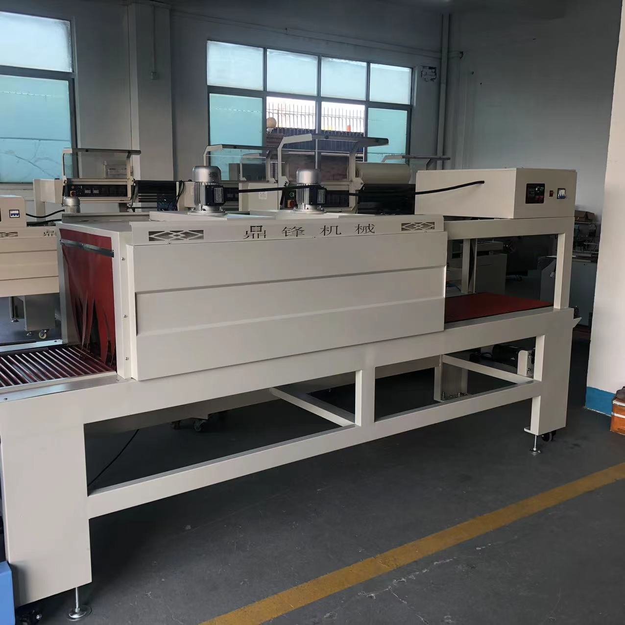 广州鼎锋包装厂家供应中型喷气式热收缩机（PE）/热收缩包装机