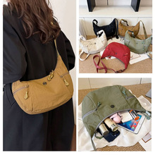 日系超轻防水布包男女百搭单肩斜挎包多功能尼龙轻便大容量牛角包