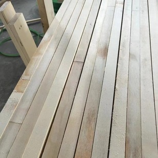 Specializing in the Production of Lvl Forward Solid Wood Sofa Strips, Rib Strips, Bed Strips, Fsc Certification Is Available and Can Prevent Termites