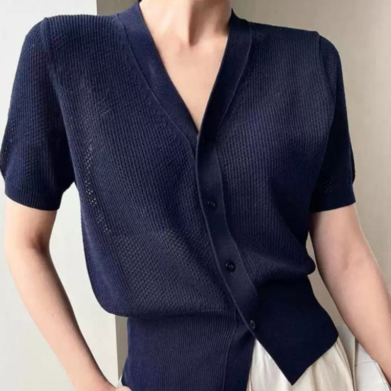 Hollow-Out V-Neck Ice Silk Knit Short-Sleeve Cardigan for Women, Summer Slim-Fit Thin Short Sun-Protective Outerwear T-Shirt Top