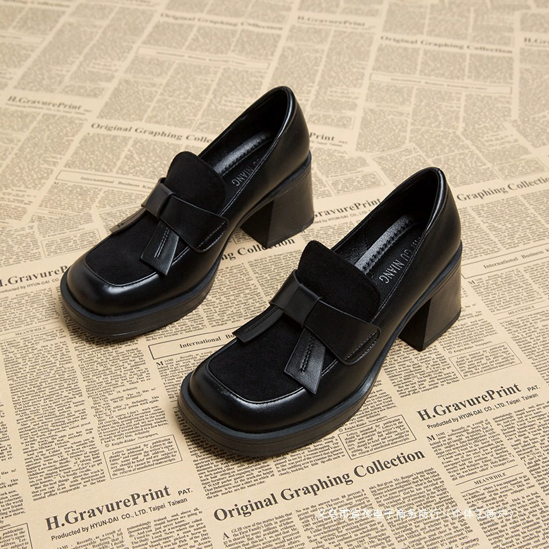 2024 early autumn new British style women's shoes single shoes loafers thick heels high heels popular women's brown small leather shoes