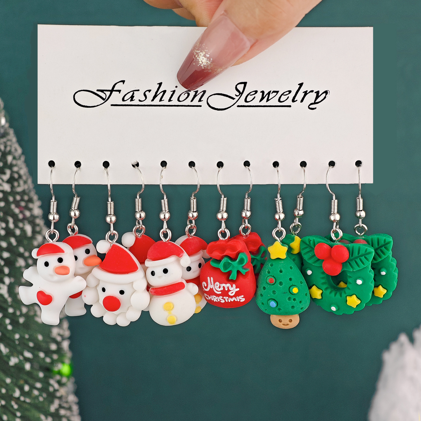 12pcs transfronterizos venta caliente pendientes de Navidad creativos Papá Noel muñeco de nieve lindo pequeño alce set de regalo