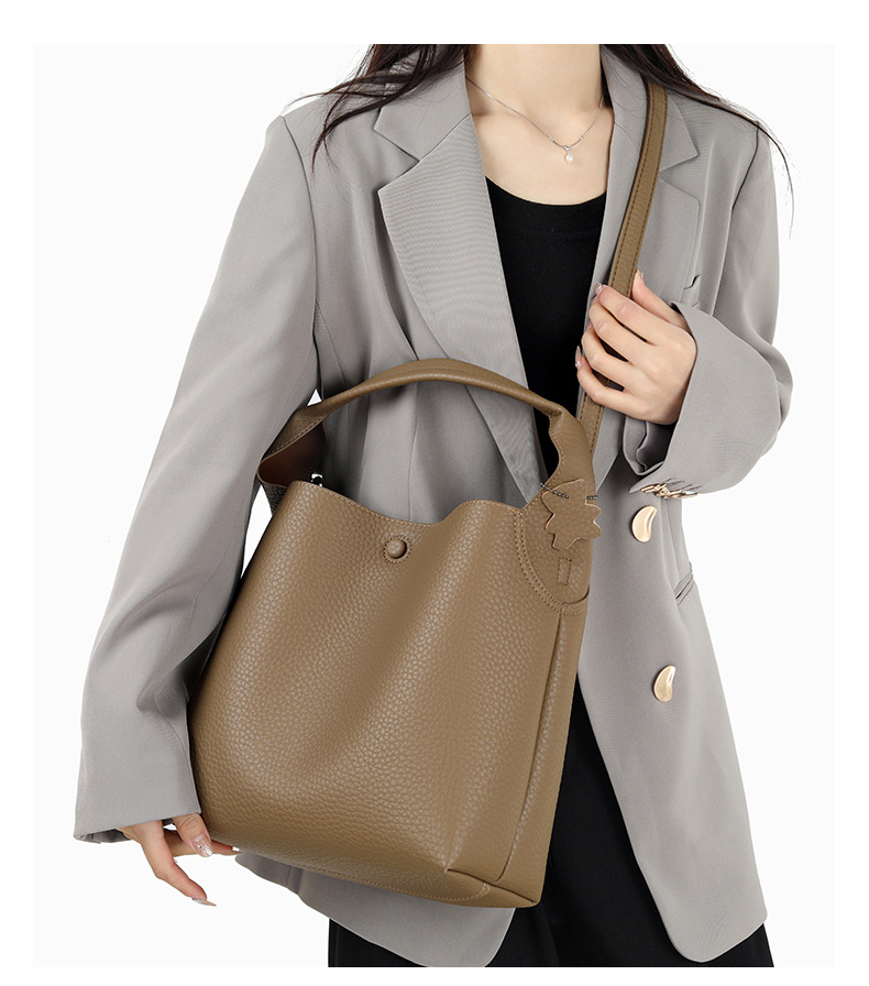 Elegant Women's Shoulder Bag For Work And Daily Commute_voghion.com