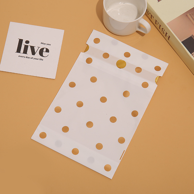 15*23; gold point; eva