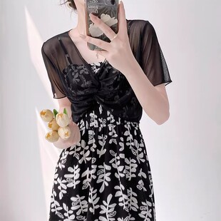 ����ȹ�������Ů����W��Ť�Y����ľ��߅������ȹ���U��͸������