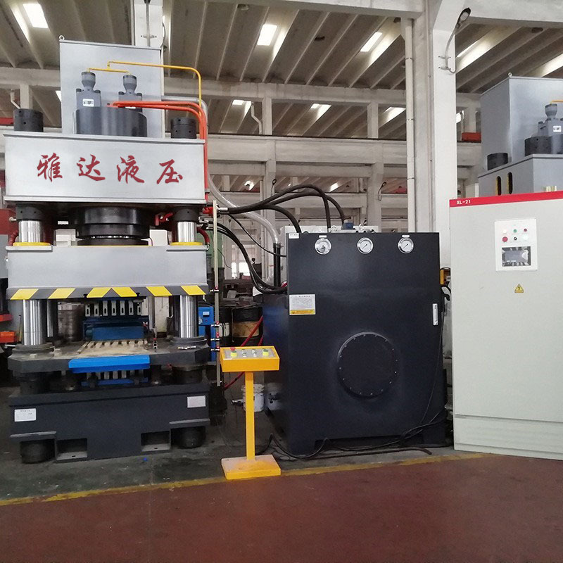 粉末成型液压机630吨800吨牛羊舔砖机粉末制品水泥盐砖成型液压机