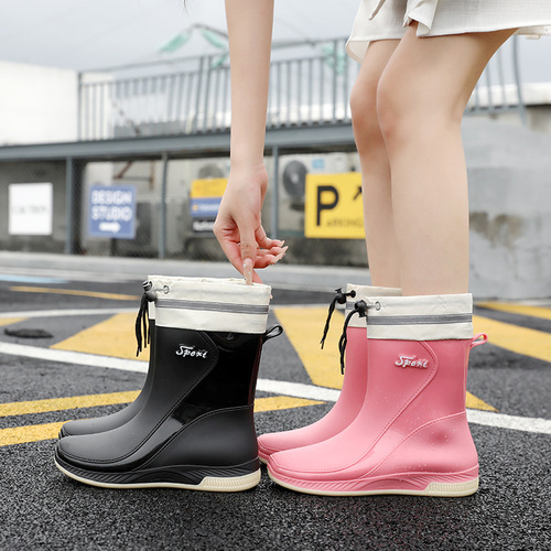Korean-style women's mid-calf rain boots, waterproof, fashionable, outerwear flat, kitchen slip-resistant, wear-resistant work glue shoe, car washing