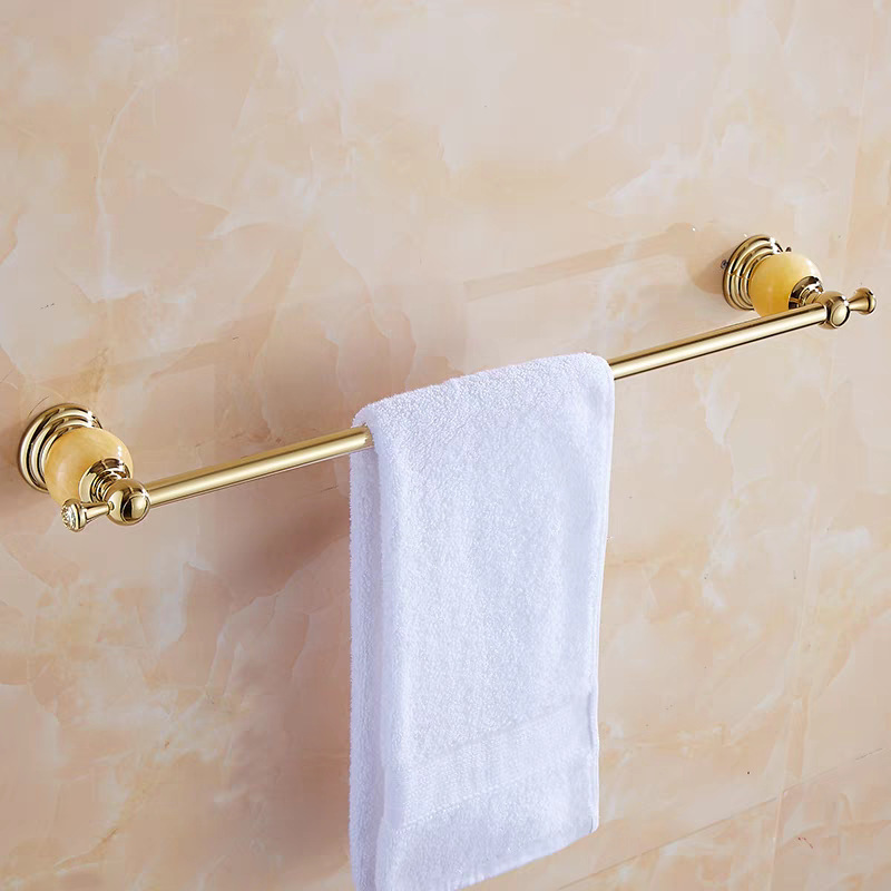 ヨーロッパ式の金色のタオル掛けのトイレの浴室の物置棚の穴開け式のタオル掛けのタオル掛けの棒セットの黄玉|undefined
