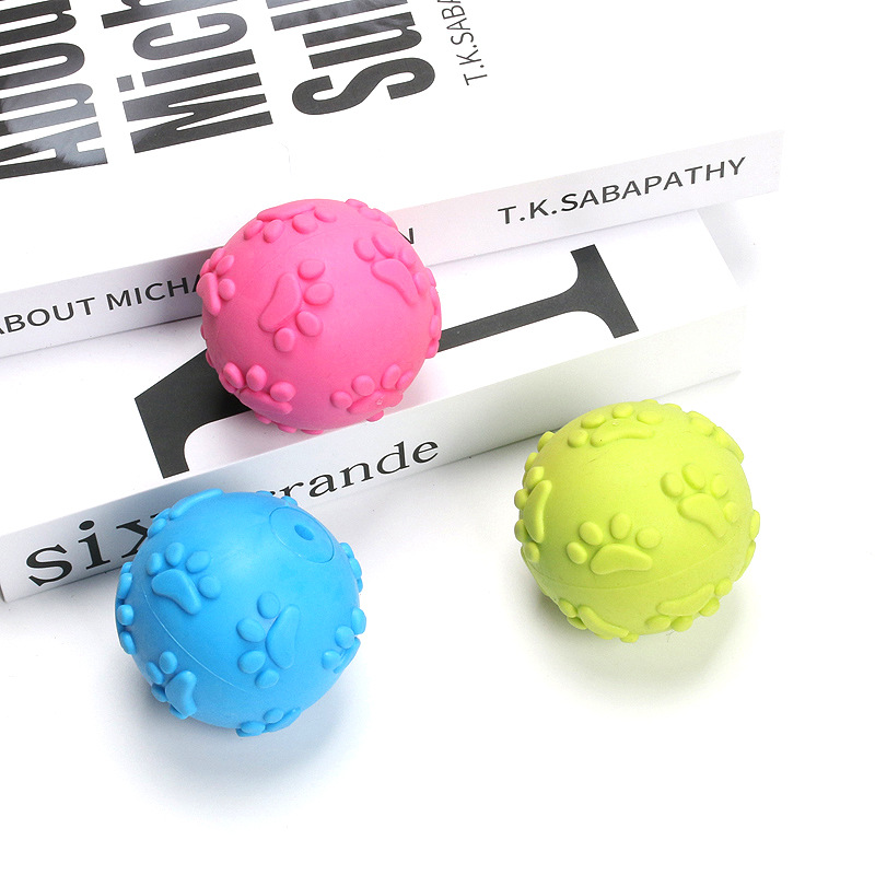 Fabricantes al por mayor tpr huellas de pies juguetes de pelota mascotas juguetes perros juguetes sonoros interactivos resistentes a la mordida juguetes Teddy Corky