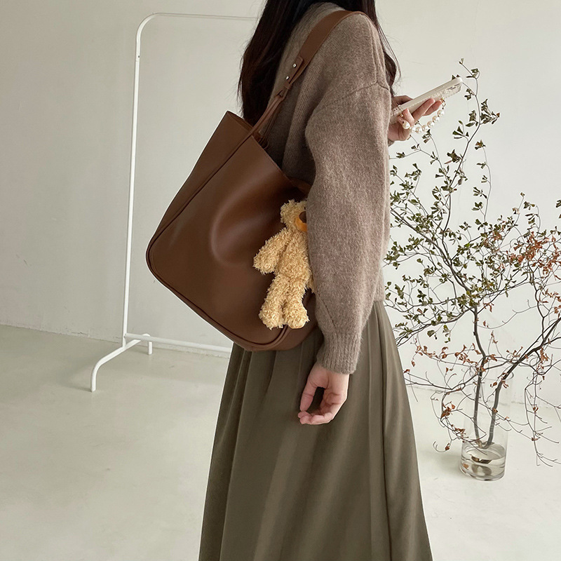 Große Kapazität Damen Neue Trendy Ins Vielseitige Mode Tote für Minderjährige Eine Schulter Unterarm Tasche_voghion.com