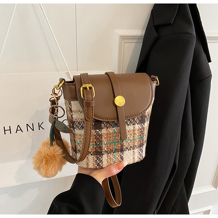 Moda autunno/inverno nuova borsa a tracolla monospalla in stile occidentale da donna versatile in lana 2024_voghion.com