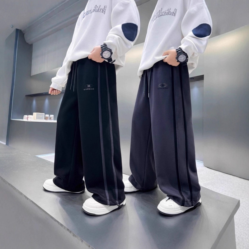 Loose Casual Pants for Chubby Boys in Autumn, Plus-Size Sweatpants for Older Boys, Straight-Leg Pants for Children Loose Casual Pants for Chubby Boys in Autumn, Plus-Size Sweatpants for Older Boys, Straight-Leg Pants for Children
