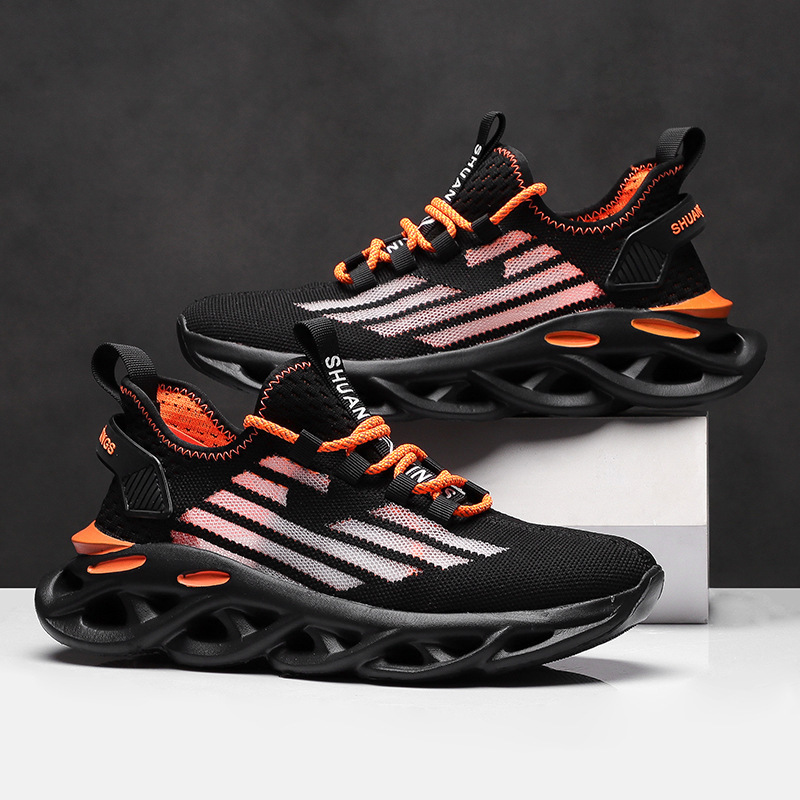 New Summer Fly-knit Fish Silk Mesh Shoes Breathable Dad Shoes Martin Boots Men's Black plus size Single Mens shoes