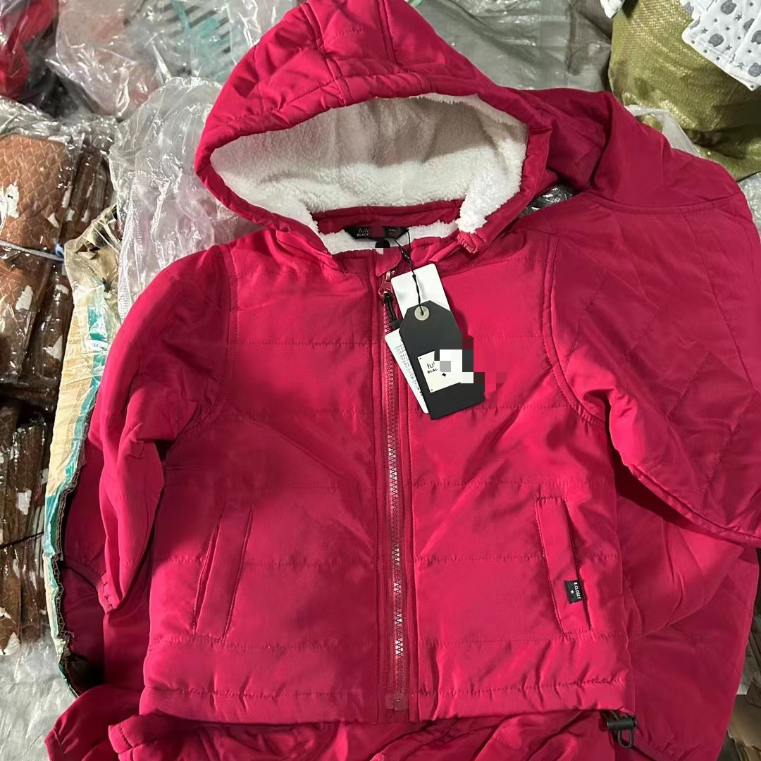 Japonés solo abrigo de algodón 24 invierno nuevo F-U-TA de los niños de las niñas abrigo nuevo
