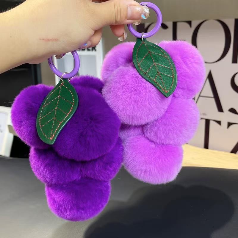 Year of the Horse Two-Tone Plush Grape Keychain Purple Soft Cute Fashion Accessory Bag Key Decoration Large Quantity Excellent Price Year of the Horse Two-Tone Plush Grape Keychain Purple Soft Cute Fashion Accessory Bag Key Decoration Large Quantity Excellent Price