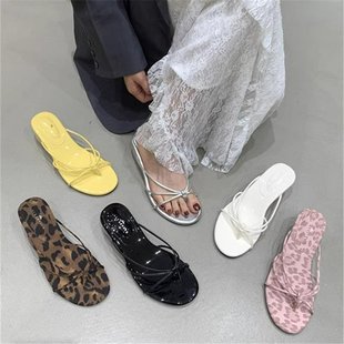 Increased 5.0cm ~ thick bottom wedge heel round head 2025 summer new clip-on flip-flops sandals for women