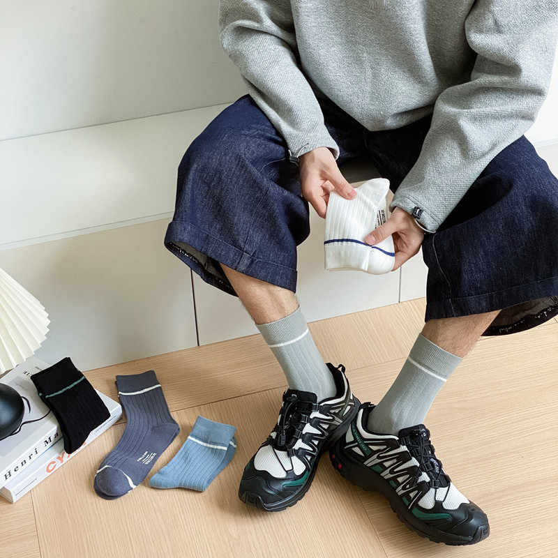 Socks men's autumn business socks sweat-absorbent simple letter hot stamping mid-calf socks men's sports mid-calf socks