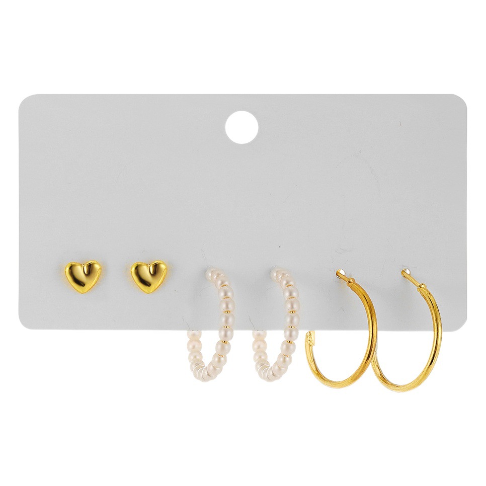 Juego de pendientes sencillos de estilo europeo y americano, 3 pares de pendientes en forma de corazón, pendientes creativos retro personalizados con imitación de perlas