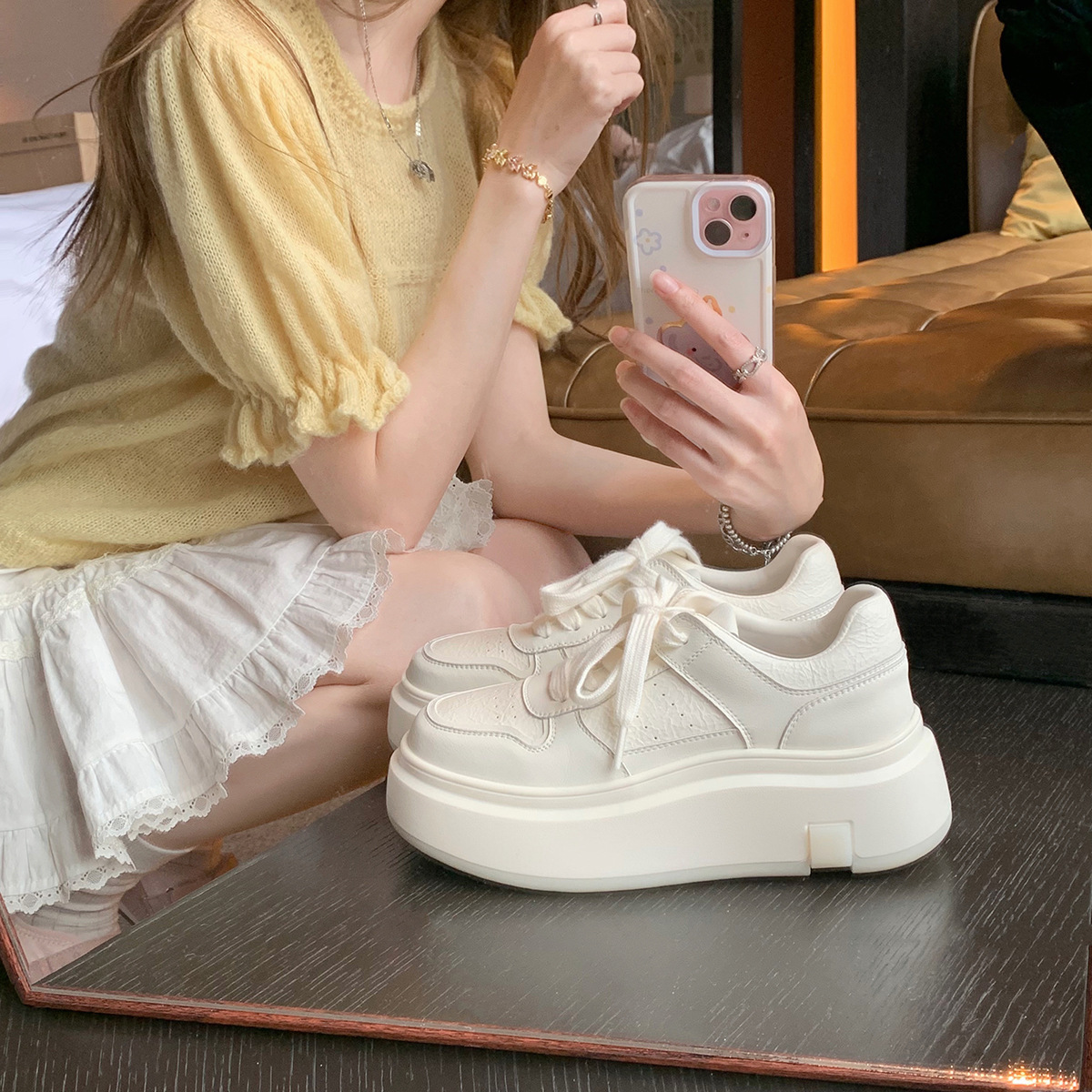 Piero de vaca ~ la misma altura de 8,5 cm de la grapa de la madre, agrietamiento universal, zapatos casuales cómodos de suela gruesa, zapatos blancos para mujeres