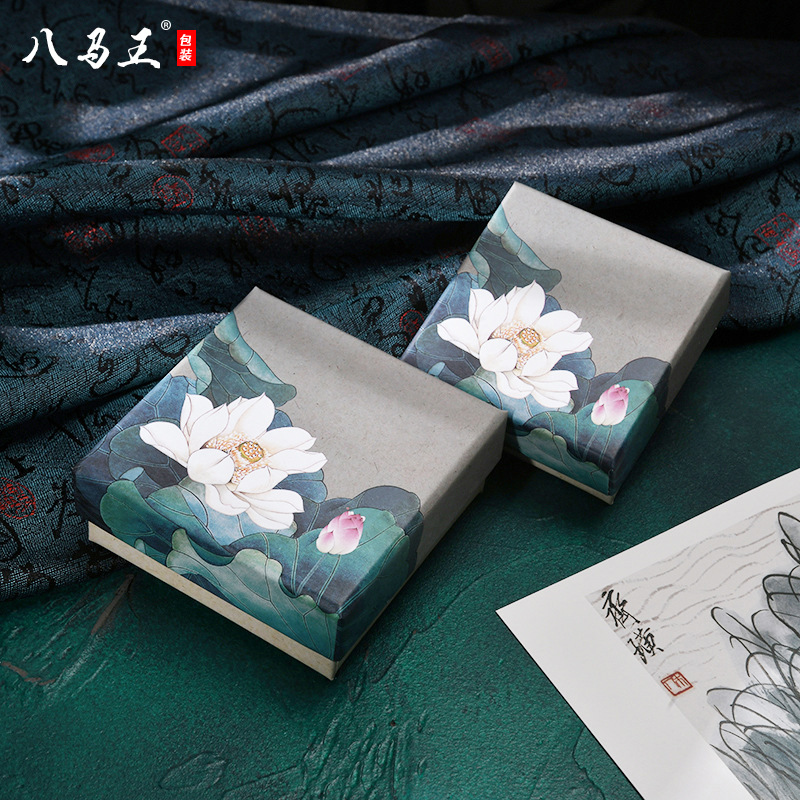 现货复古中国风饰品盒莲花荷苞天地盖吊坠盒手镯手串盒首饰包装