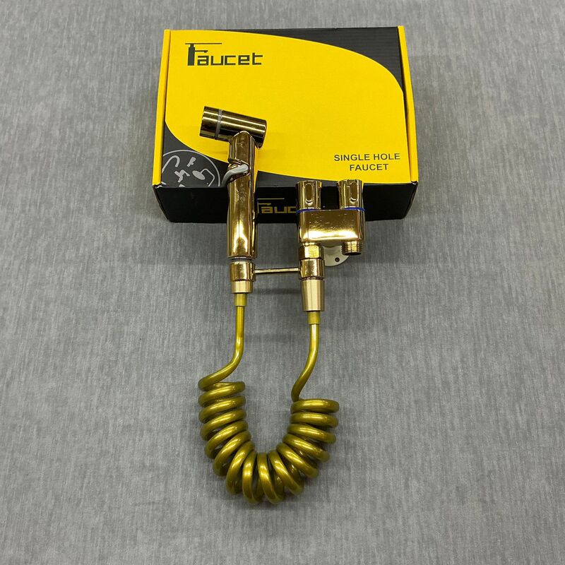 工場卸売トイレメイトスプレーガン 1 入力 2 出力コーナーバルブセット浴室女性洗面器スーパーチャージングスプレーガン蛇口|undefined
