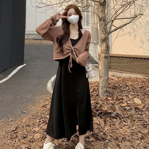 Two-piece women's spring new collection: Plus-size, Mori-style, loose-fitting, figure-flattering long dress with drawstring and halter neck—perfect for an Instagram-worthy look.