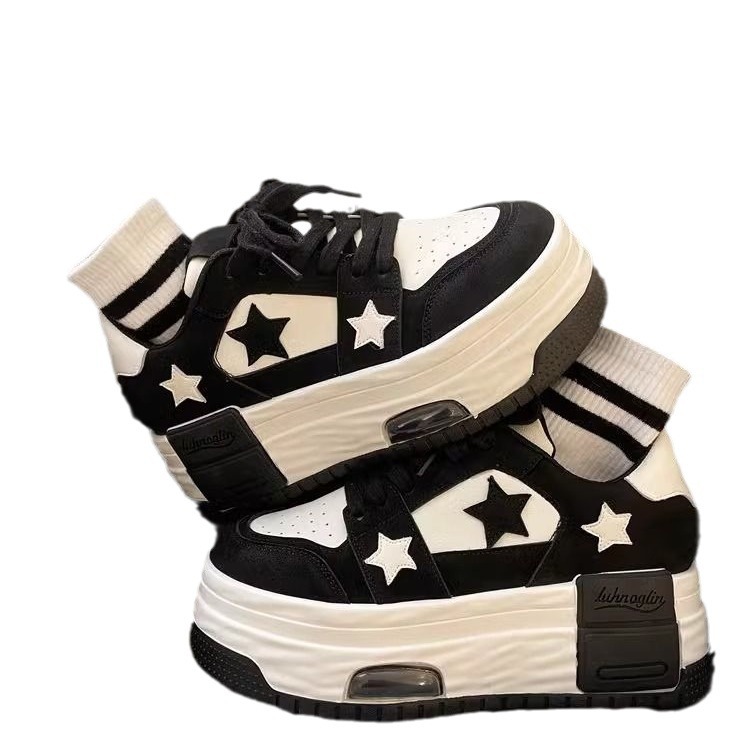 Zapatos blancos de suela gruesa para mujeres delgadas pequeñas rojas de red con el mismo aumento de estrellas zapatos de skate bajos de bienestar zapatos de mujer