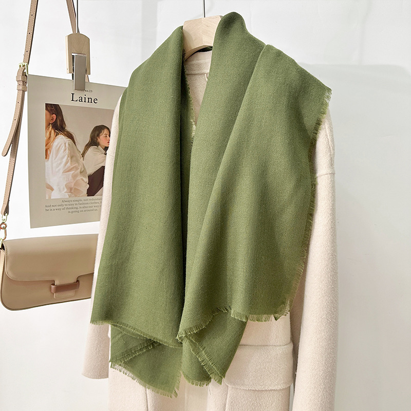 Artístico simple toallas de gaze exterior protector solar elegante chal coreano damas de color sólido cuadrado corto bordado bufandas temperament
